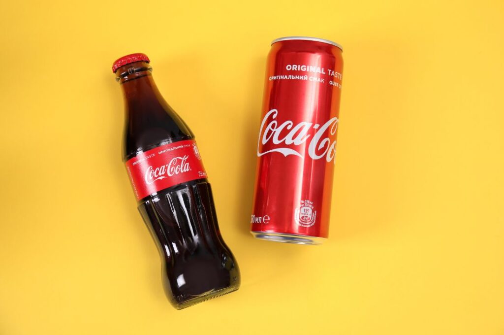 Γιατί η Coca-Cola, τα McDonald’s και η KFC διάλεξαν το κόκκινο χρώμα στο brand τους;